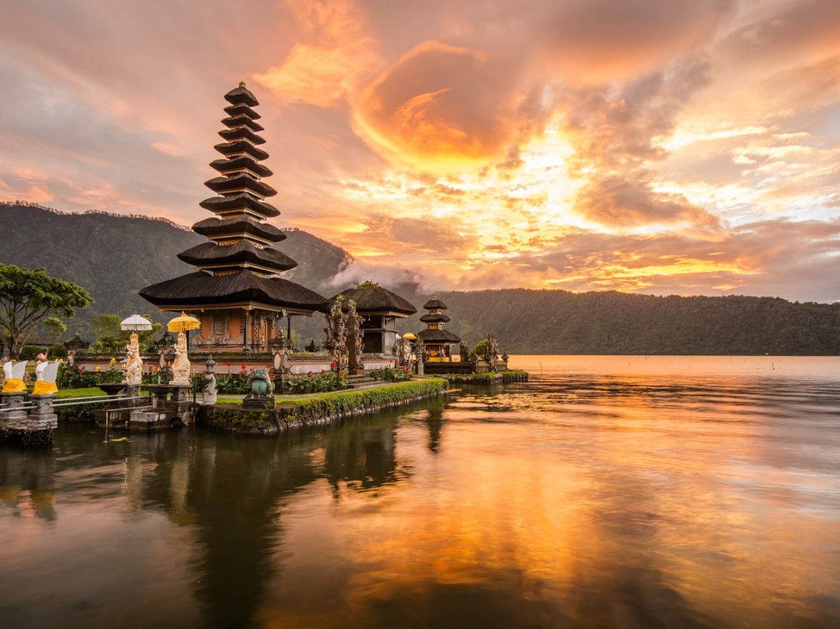 Indonesia — visa for UAE residents